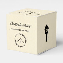 Minimalistisk Offvit Fastighetsförmedling