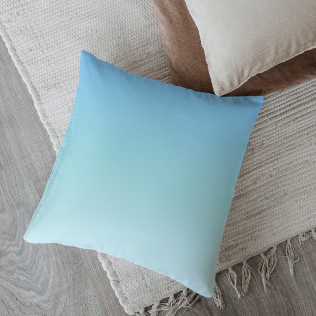 Minimalistisk Ombre Lugn Vatten Kudde (Skapare uppladdad)