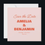 Minimalistisk Pastell Rosa Orange Retro Snygg Bröl Spara Datumet<br><div class="desc">Meddela om din speciella dag med detta moderna rosa och orange "Save the Date"-kort, perfekt för par som älskar en djärv men minimalistisk design. Kortet har en mjuk rosa bakgrund och livfull orange typografi, och kombinerar lekfull elegans med en modern estetik för att sätta tonen för din bröllopsdag. Blandningen av...</div>