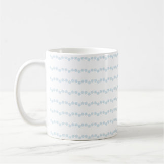 Minimalistisk Pastellblå Blomma Tusenskönas Krans Kaffemugg