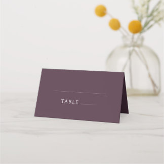 Minimalistisk plommontypografi klassisk Bröllop Placeringskort