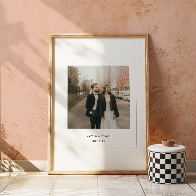 Minimalistisk Polaroidbild för par med namn Poster (Skapare uppladdad)