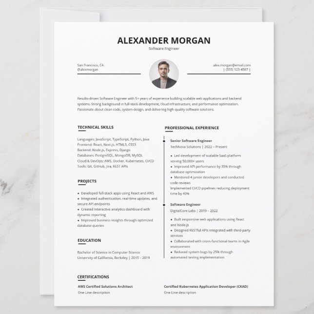 Minimalistisk Ren Professionell Pro CV  (Framsida)