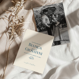 Minimalistisk Retro Blue Typography Bröllop Inbjudningar