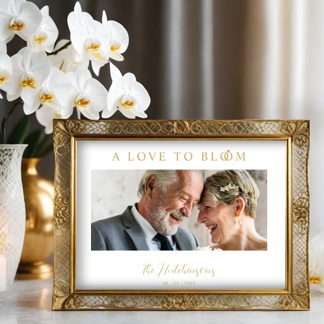 Minimalistisk romantisk fotoårsdag i Bröllop Guld Poster (Minimalist Romantic Wedding Photo Anniversary in Faux Gold Posters for Welcome Guests.)