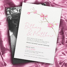 Minimalistisk rosa av enkel vattenfärg i vår blomm inbjudningar