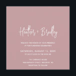 Minimalistisk Rosa Modern Bröllop Inbjudningar<br><div class="desc">Modern bröllopsinbjudan med en enkel design med namn i en elegant-skripttypografi och din händelseinformation i ett minimalistiskt sans serif-teckensnitt. All inslag är i vitt över en dammig rosa i ro. Den här chicens bröllopsinbjudan fungerar bra för vår eller sommar bröllop.</div>