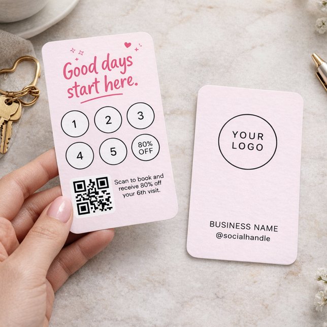 Minimalistisk rosa visitkort med logotyp QR-kod  (Skapare uppladdad)
