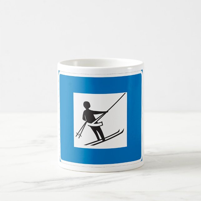 Minimalistisk skidsymbol Hiss med blå Gräns Kaffemugg (Skapare uppladdad)