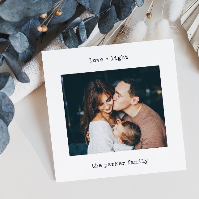 Minimalistisk skrivmaskin | Kärlek och ljus med fo Julkort (A simple and stylish photo greeting card for Hanukkah)