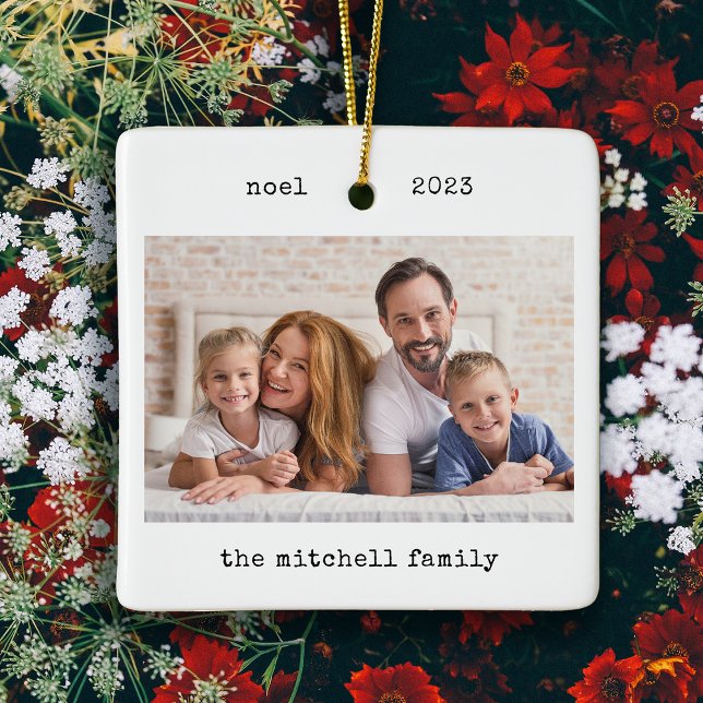 Minimalistisk skrivmaskin | Två foton och enkel te Julgransprydnad Keramik (A simple, vintage style holiday ornament with your favorite family photo)