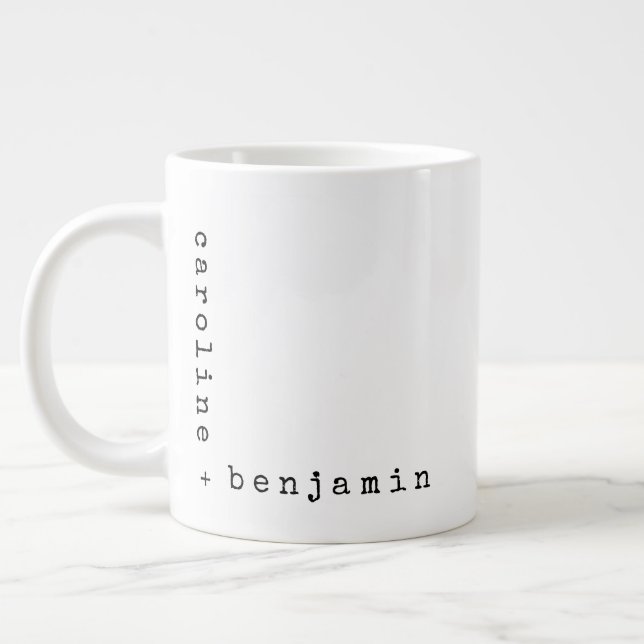 Minimalistisk skrivmaskin Typography Corner Namn Jumbo Mugg (Vänster)