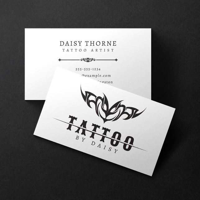 Minimalistisk svart och vit tatueringsstudio visitkort (Skapare uppladdad)