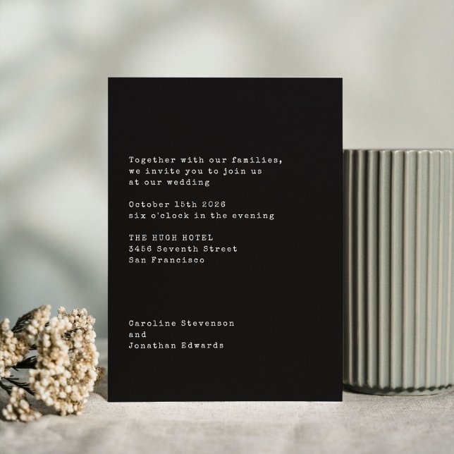 Minimalistisk svart skrivmaskin Typography Bröllop Inbjudningar (Skapare uppladdad)