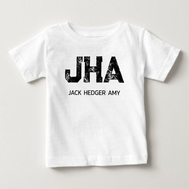 MINIMALISTISK SVART TREFÖRKORTNING MONOGRAM NAMN V T SHIRT (Framsida)