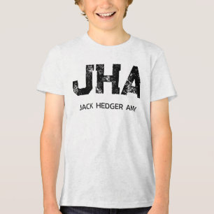 MINIMALISTISK SVART TREFÖRKORTNING NAMN VITT T SHIRT
