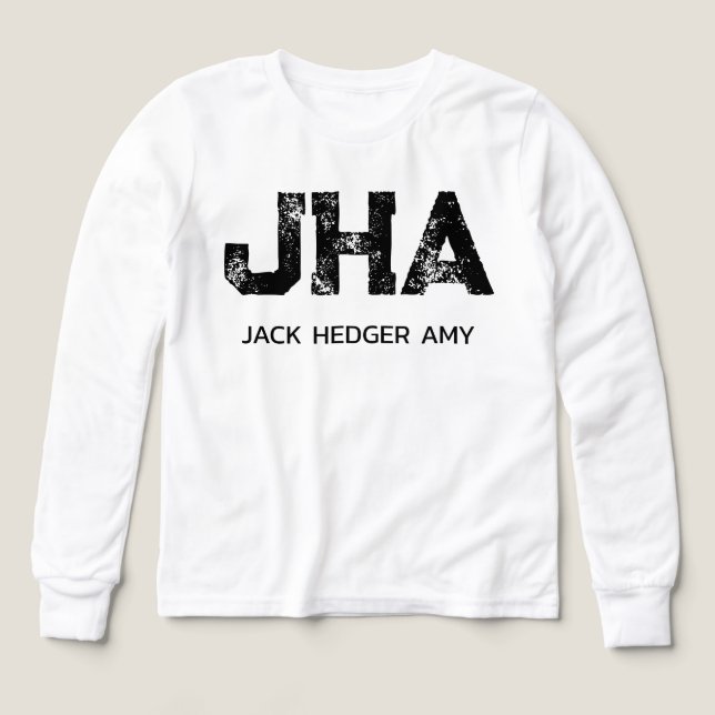 MINIMALISTISK SVART TREMÄRK MONOGRAM NAMN VIT T SHIRT (Design framsida)