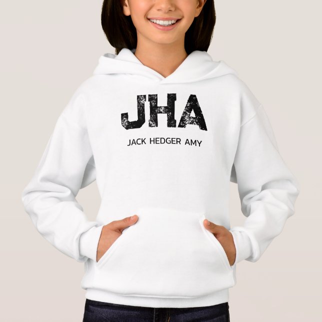 MINIMALISTISK SVART TREMÄRKES MONOGRAM NAMN VIT T SHIRT (Framsida)