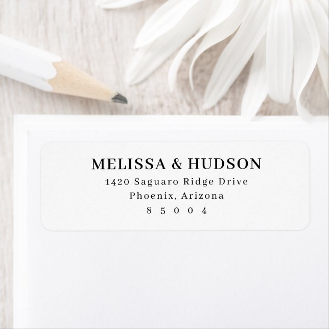 Minimalistisk svart typografi returadress etikett (Insitu)