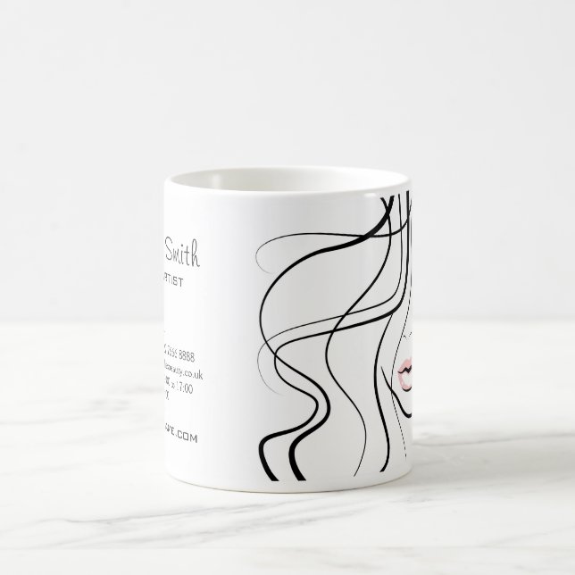 Minimalistisk svartvit Elegant, feminin makeup Kaffemugg (Center)