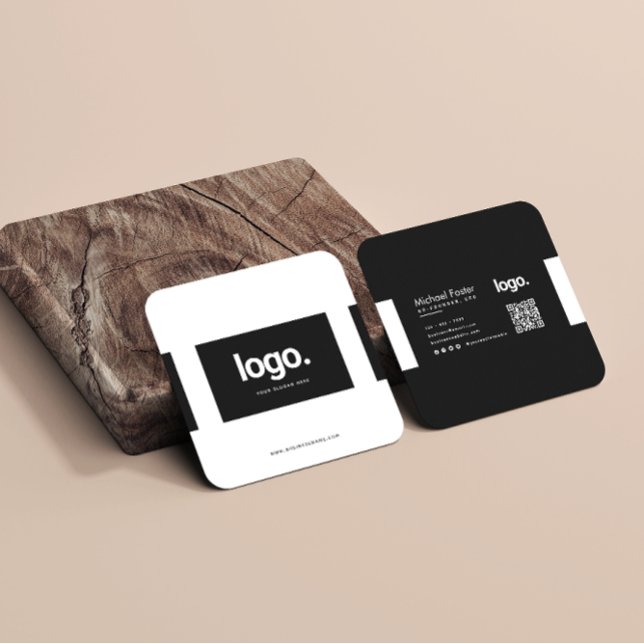 Minimalistisk svartvit Professionell QR-kod Fyrkantigt Visitkort (Skapare uppladdad)