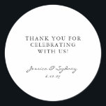 Minimalistisk Tack för svartvit skript Runt Klistermärke<br><div class="desc">Klassisk rund etikett med minimalistisk Modern Black and White Script Anpassningsbar Tack-etikett</div>