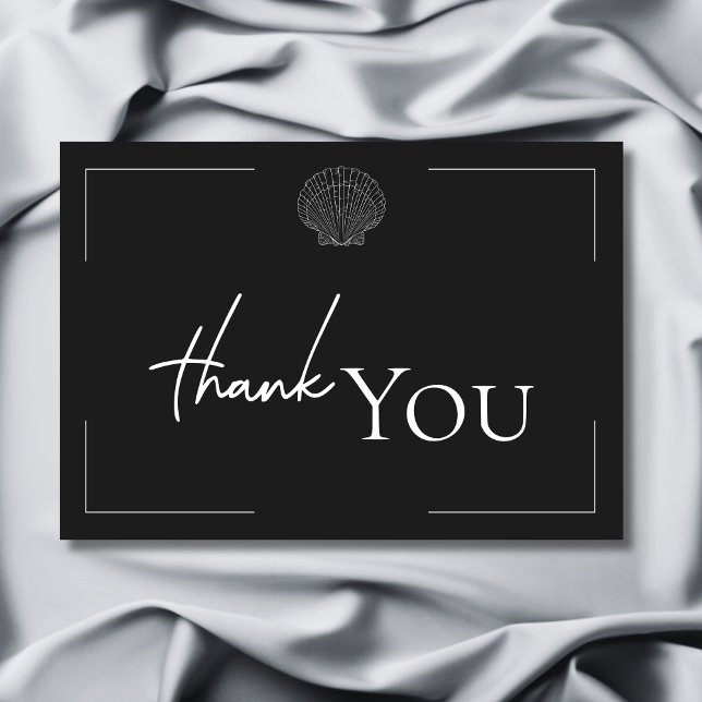Minimalistisk typografi Svart-vit snigelskal Bröll Tack Kort (Minimal Typography Black & White Seashell Wedding Thank You Card)