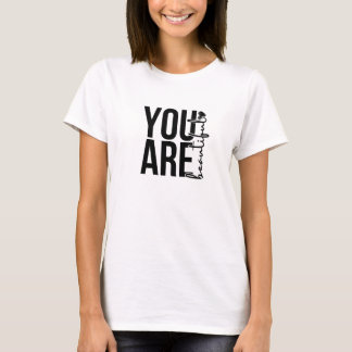 Minimalistisk “Vacker” typografidesign – Svart T Shirt