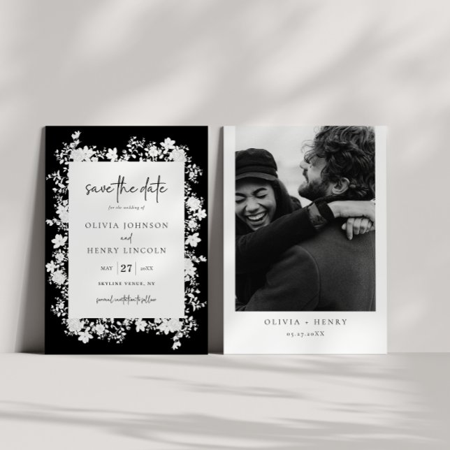 Minimalistisk vit Blommigt sparar datumfotokortet Inbjudningar (Skapare uppladdad)
