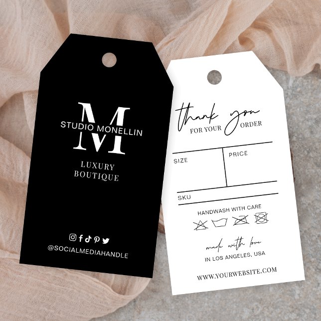 Minimalistiska Märkre för Prisa kläder, svart och  Presentetikett (Minimalist black & white boutique hang tags with monogram, sizing chart and a thank you note)