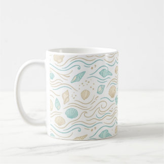 Minimalistiska pastellfärgade snäckskal och havsvå kaffemugg