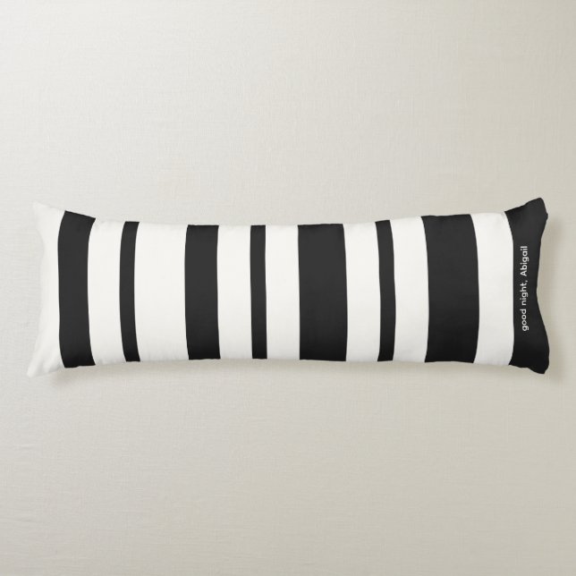 Minimalistiska ränder i svart och vitt kroppskudde (Framsidan)