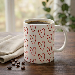 Minimalistiska röda klotterhjärtan överallt tryck kaffemugg