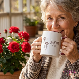 Minimalistiska rosblommor kaffekopp för farmor