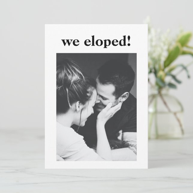 Minimalistiskt bedövningsfoto Elopement Party Inbjudningar (Stående Fram)