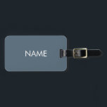 Minimalistiskt, blått grått, anpassat namntextmono bagagebricka<br><div class="desc">Minimalistisk,  blå grått-personlig,  anpassad namntext monogram Luggage Tag. Helt anpassade,  vit text,  blå grått,  fast färg med oformaterad bakgrund.</div>