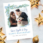 Minimalistiskt Blue Bow Greenery Hanukkah-fotokort Julkort<br><div class="desc">Anpassa den här vita,  vattenfärgsblå bogen och den gröna hanukkah-fotokortet med ditt eget foto och Julhälsningar. Välj att skriva ut dem,  ta emot dem som en digital nedladdning eller både och!</div>