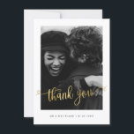 Minimalistiskt Bröllop-fototack för vykort<br><div class="desc">Minimalistiskt kort och tack för elegant bröllop med enkelt teckensnitt. Text och meddelanden kan redigeras på baksidan av kortet. Om du vill göra en mer avancerad anpassning av den här designen, t.ex. ändra layout, teckensnitt eller storlek text, klickar du på knappen "CUSTOMIZE" ovan. Kontakta mig om du vill ha några...</div>