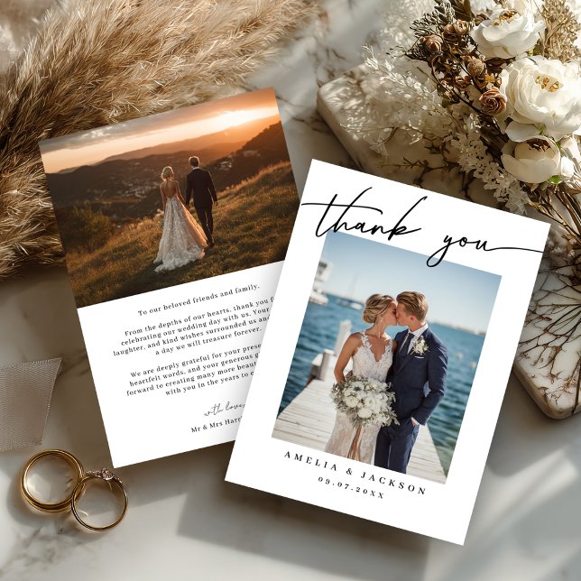 Minimalistiskt bröllop tackkort – fotomall tack kort (A chic minimalist wedding thank you card to share your love and gratitude.)