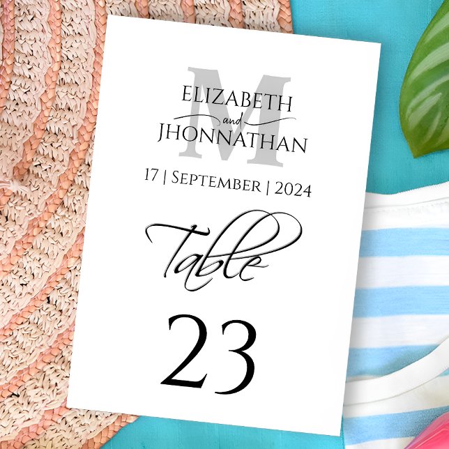 Minimalistiskt enkelt Grått Monogram Namn Datum Br Bordsnummer (Skapare uppladdad)