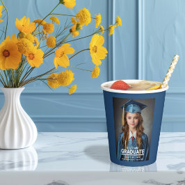 Minimalistiskt foto 8:e Klass Studenten