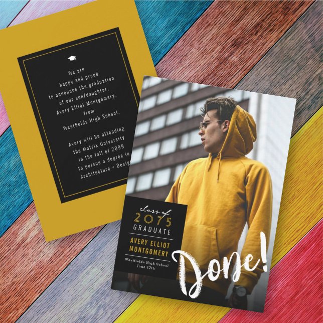 Minimalistiskt foto Studenten med enkel Färg Box Meddelande (Skapare uppladdad)