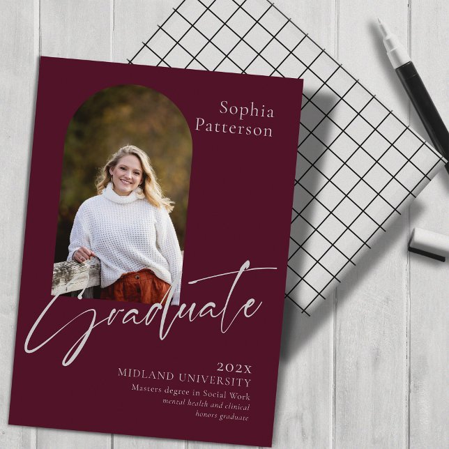 Minimalistiskt fotoburgundy-Grått Meddelande (Skapare uppladdad)