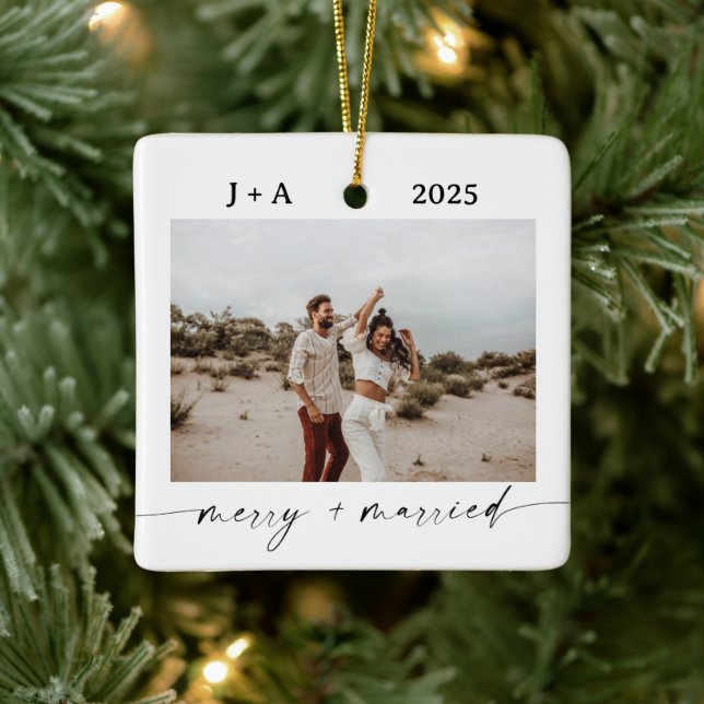 Minimalistiskt fotonamn | Merry & Married Photo Julgransprydnad Keramik (Träd)