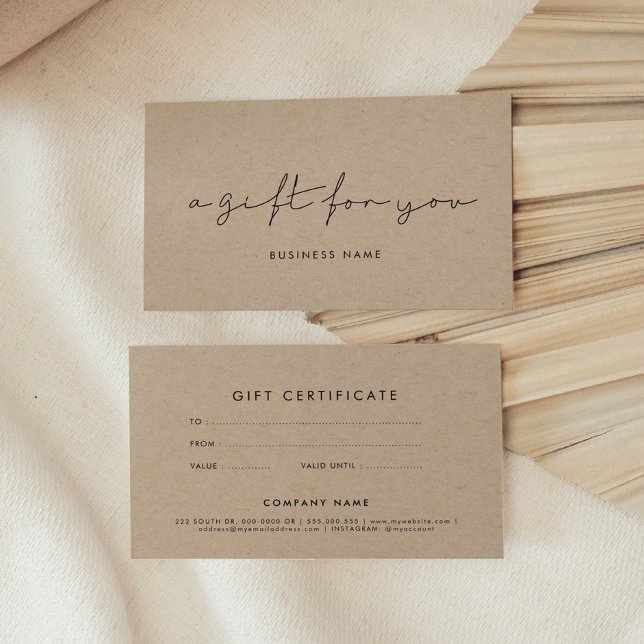 Minimalistiskt handskrivet kraftcertifikat visitkort (Minimalist handwritten kraft gift certificate)