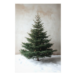 Minimalistiskt Julgran med Soft Ljus på Snö Fototryck