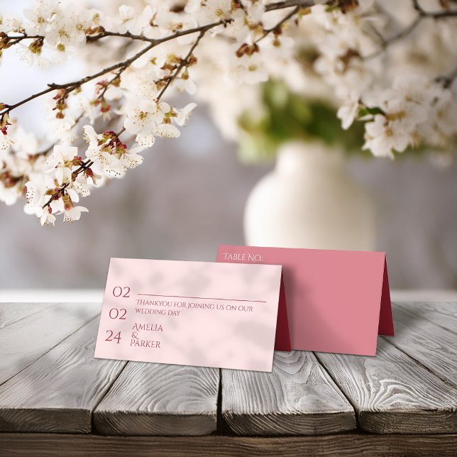 Minimalistiskt körkort för Red Bröllop Placeringskort (Skapare uppladdad)