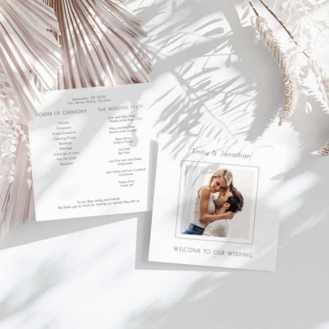Minimalistiskt kvadratiskt foto Bröllop Program (Front and back view)