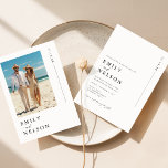 Minimalistiskt målfoto för persikor Bröllop Inbjudningar<br><div class="desc">Denna minimalistiska inbjudan till fotobröllop för måltavla fångar kärnan i din speciella dag. Med ett enastående pars foto ger den svarta och vita designen tidlös sofistikering. Perfekt för en strand,  kust eller bröllop,  så har de satt den idealiska tonen för firande.</div>