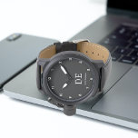 Minimalistiskt Modern Black and White Monogram Armbandsur<br><div class="desc">Denna moderna utformning har typografiskt initialer och namn för en minimalistisk känsla som lätt kan bli personlig.</div>